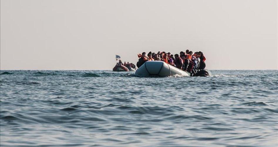 توقع وصول 300 ألف مهاجر غير قانوني لأوروبا