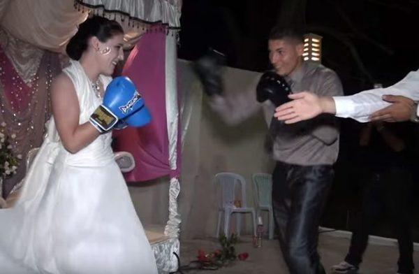 فيديو- عريس تونسي وزوجته الفرنسية يتبادلان اللكمات في زفافهما