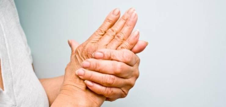 هل تشعرون بخدرٍ في ذراعكم اليسرى؟