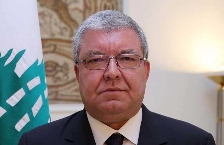 وزير الداخلية اللبناني يثير جدلا بتصريح يربط بين الأمن وظهور الفتيات بـ«شورت» قصير