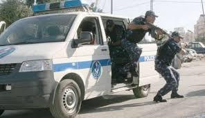 شرطة جنين تعتقل 10 مطلوبين وتصادر3 مركبات غير قانونية