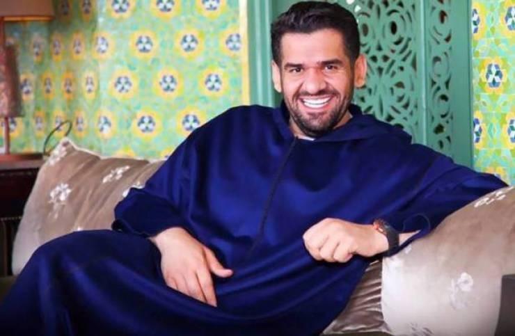 كيف ردّ حسين الجسمي على استمرار ربطه بـ