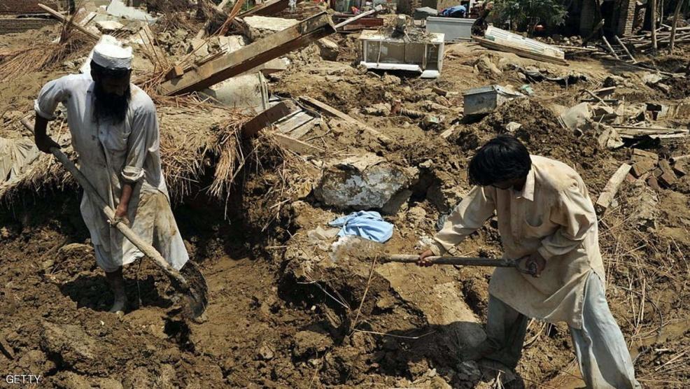 السيول تقتل 33 شخصا شمالي باكستان