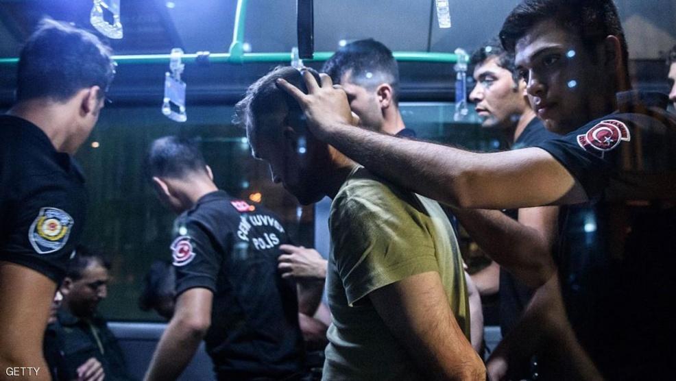 في إطار مواصلة اقتحام مخيم عايدة: الاحتلال يعتقل 4 شبان يعملون في حديقة مركز لاجيء