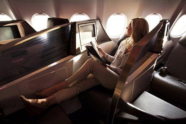 صور: 5 أشياء مبتكرة تساعد على النوم في الطائرات