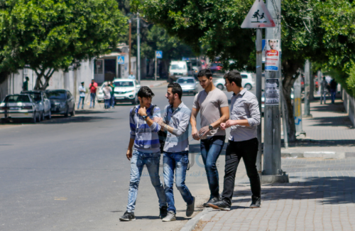 ما مصير طلبة التوجيهي الذين تقل معدلاتهم عن 65 ؟