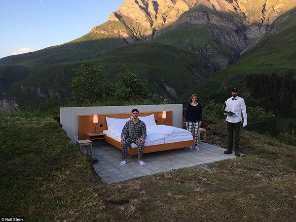 صور- فندق بلا جدران وسعر الليلة 200 دولار!