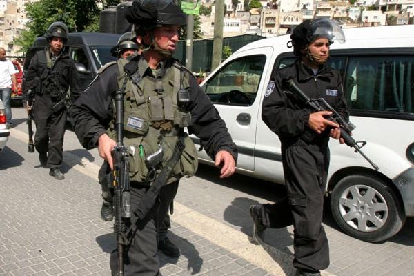 اعتقال شاب  بذريعة حيازته سكين في القدس