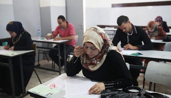 لجنة الامتحانات في