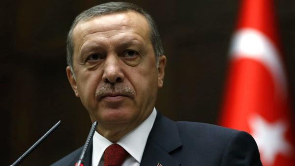 الحكومة التركية تغلق 18 قناة تليفزيونية و45 صحيفة