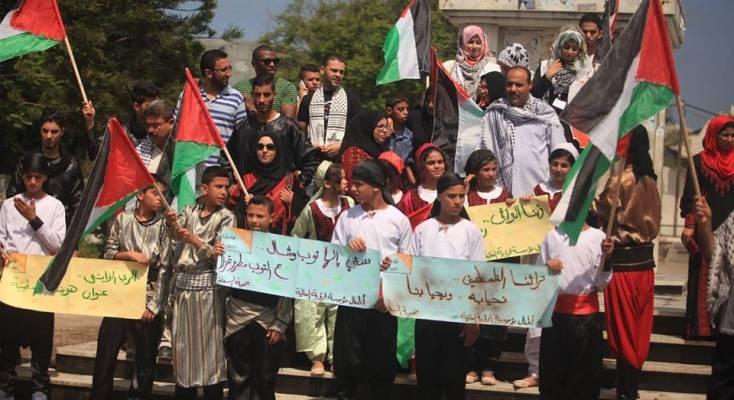 الاحتلال يقمع مسيرة بلعين السلمية الاسبوعية