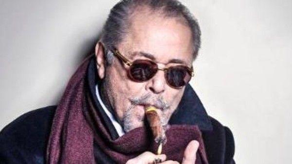 محمود عبد العزيز يكشف قصة وجود قنبلة أسفل منزله بباريس