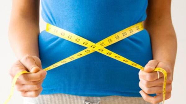 7 أطعمة غنية بالدهون تخلصك من دهون البطن خلال شهر