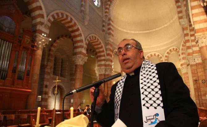 الاب فيصل حجازين في ذمة الله