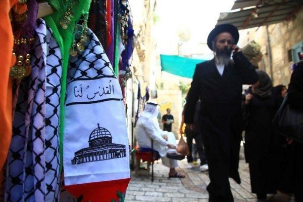 الاحتلال يواصل اغلاق طرق في القدس المحتلة في ذكرى 