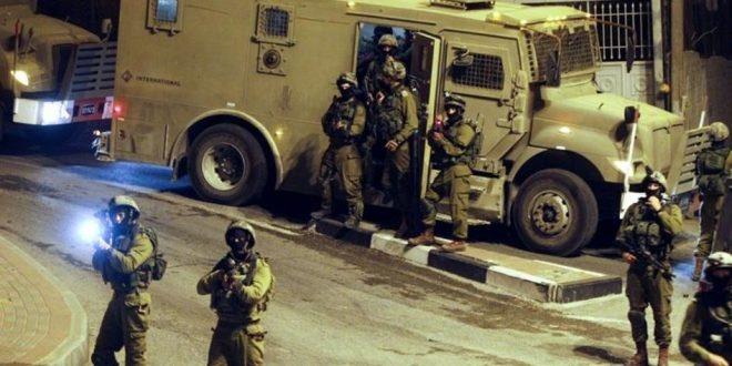 فجرا:اقتحام منزل الشهيد ابو غراب واعتقال 13 مواطن بالضفة والقدس
