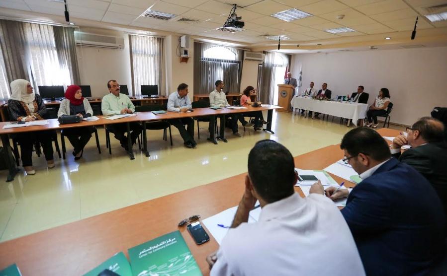 جامعة بيرزيت تفتتح برنامج لبناء قدرات وحدات التنمية الاقتصادية في البلديات