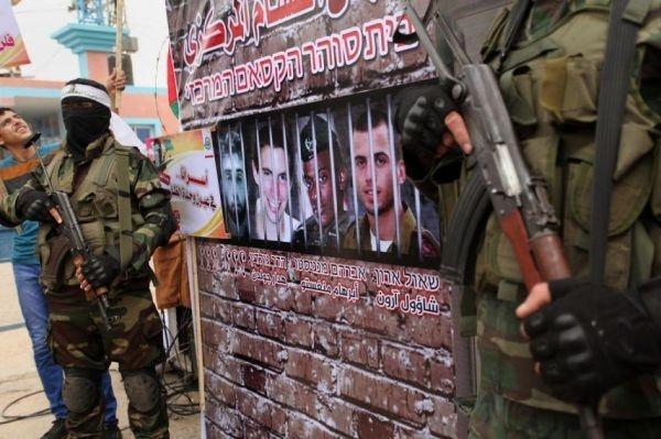 حملة للمستوطنين تطالب بإعادة الجنود المفقودين في غزة