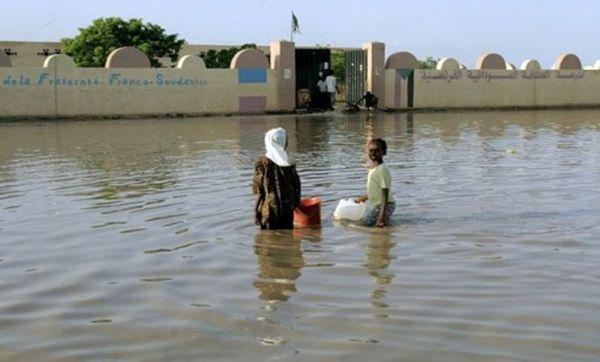 مصرع 76 شخصاً في السودان جرّاء الفيضانات والأمطار الغزيرة