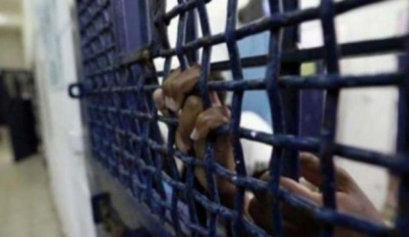 ثلاثة أسرى يواصلون الإضراب عن الطعام احتجاجاً على اعتقالهم الإداري