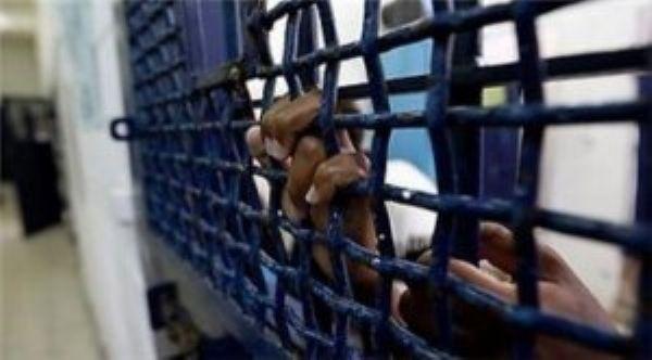 الاحتلال يقرر نقل 50 أسيرا من سجن 