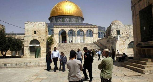 تحذير من تصاعد اقتحامات 