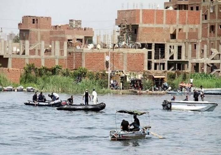 شاب يلقي طفليه في النيل وينتحر داخل غرفته!