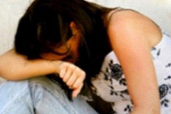 خليجي يستدرج زميلته الأوروبية إلى العشاء لينتهك عرضها داخل مزرعة بدبي