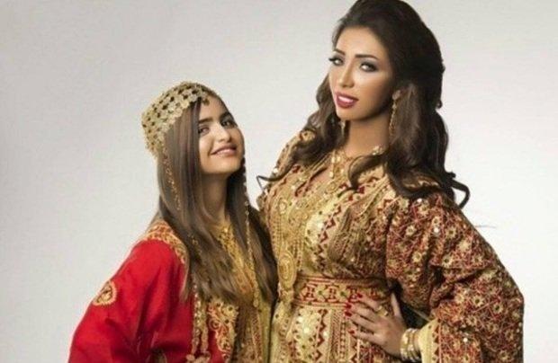 صور- حلا بالقفطان المغربي في العيد.. ودنيا بطمة توجّه رسالة لوالدتها