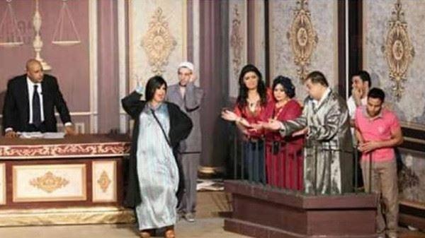فيفي عبده وقعت في ورطة بعدما رقصت بهذا الثوب!