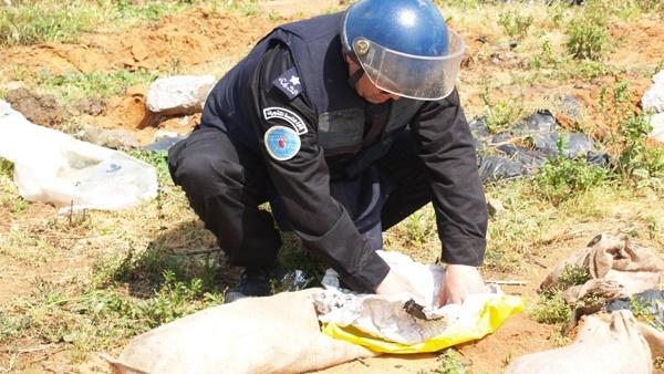 الشرطة تتلف جسما مشبوها شرق جنين