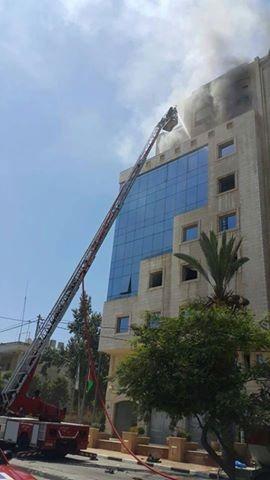 اصابة 36 مستوطناً في حريق بمبنى سكني بالقدس