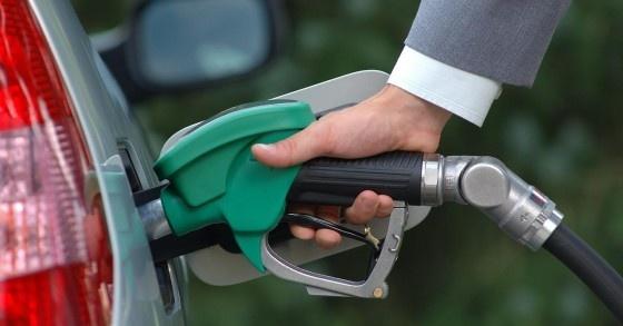 أسعار المحروقات والغاز لشهر تشرين اول