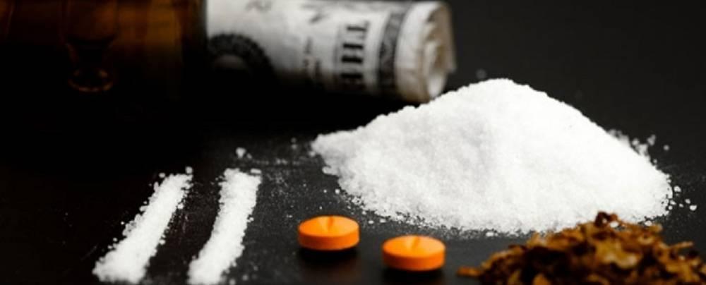 مواطن من الخليل يبلغ الشرطة عن شقيقه لتعاطيه المخدرات