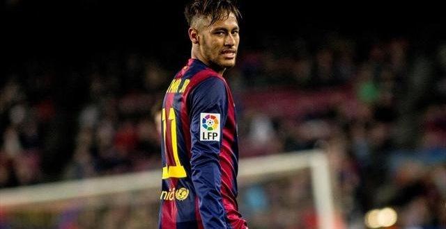 “نيمار” يعود إلى برشلونة بعد غياب 106 أيام