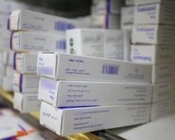 وزارة الصحة تضبط أدوية مهربة ومزورة في الخليل