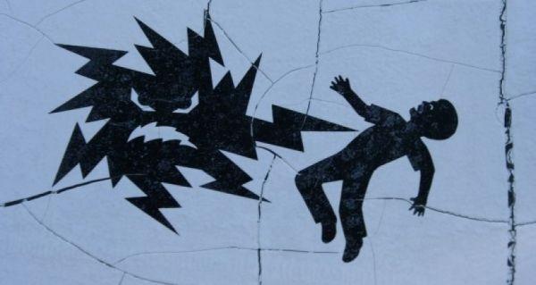 وفاة طفل جراء صعقة كهربائية في الخليل
