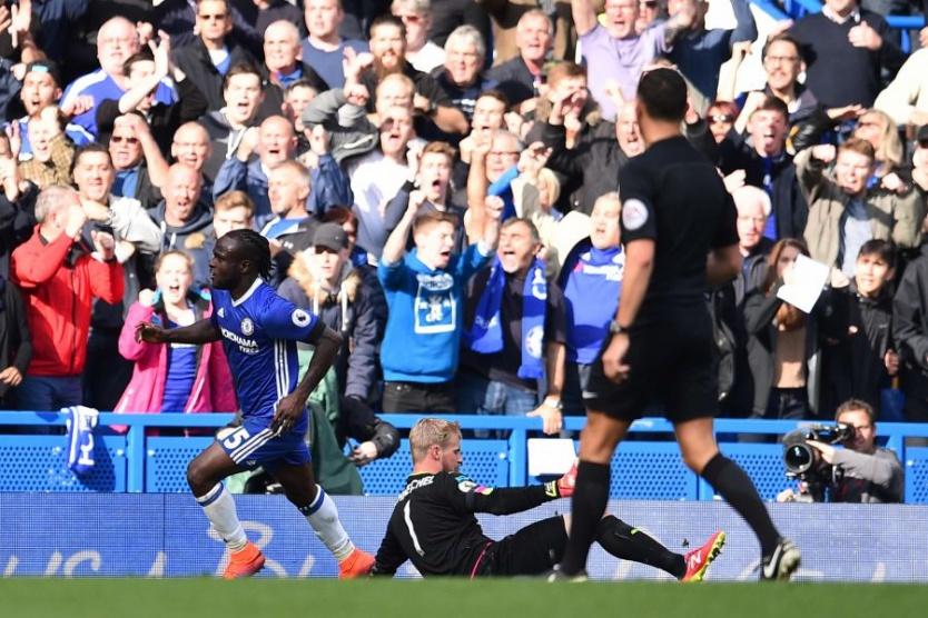 تشيلسي يسحق حامل اللقب بثلاثية في الدوري الإنجليزي