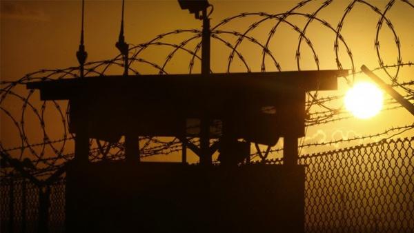 الأسيران المضربان أبو شملة وربايعة محتجزان في عزل 