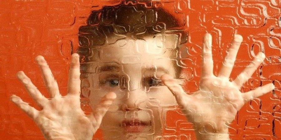 أعراض مبكرة لمرض التوحد