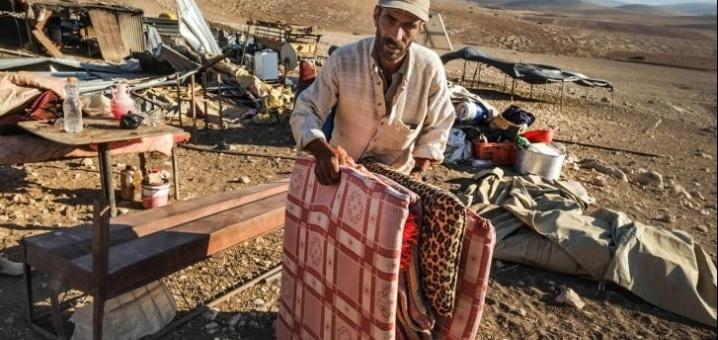 الاحتلال يهدم قرابة 22 منشأة في الرأس الأحمر بالأغوار