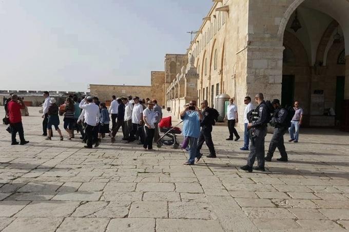 هجوم هستيري في اسرائيل على اليونسكو بعد قرار نفي أي صلة بين اليهود والحرم القدسي