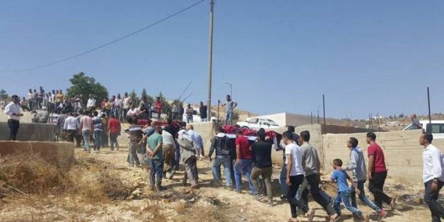 تشييع جثامين الخضور والحراحشة في بني نعيم شرق الخليل