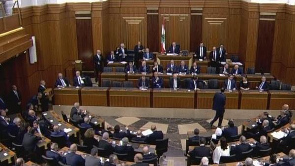 ميشال عون رئيساً للبنان في جلسة لم تخل من المفاجآت