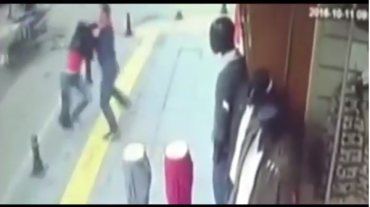 شاهد: قتل طليقته طعنا في اسطنبول