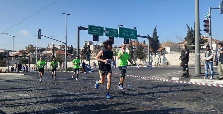 ماراثون للمستوطنين يتسبب بإغلاق طرق شمال الضفة ووسطها