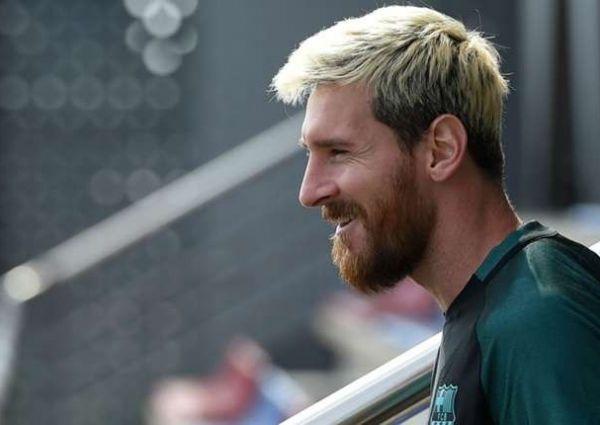 مدير المنتخب الأرجنتيني : ميسي لا يُساعد نفسه!