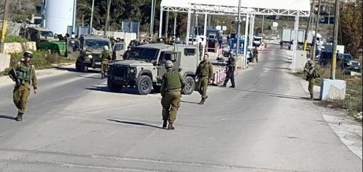 الاحتلال يعيد فتح حاجز DCO شمال رام الله