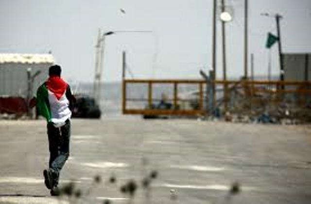 إصابات واعتقالات في مواجهات مع الاحتلال قرب معسكر 