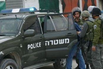الاحتلال يعتقل فجرا ثمانية فلسطينين بينهم طفل في الخليل وبيت لحم